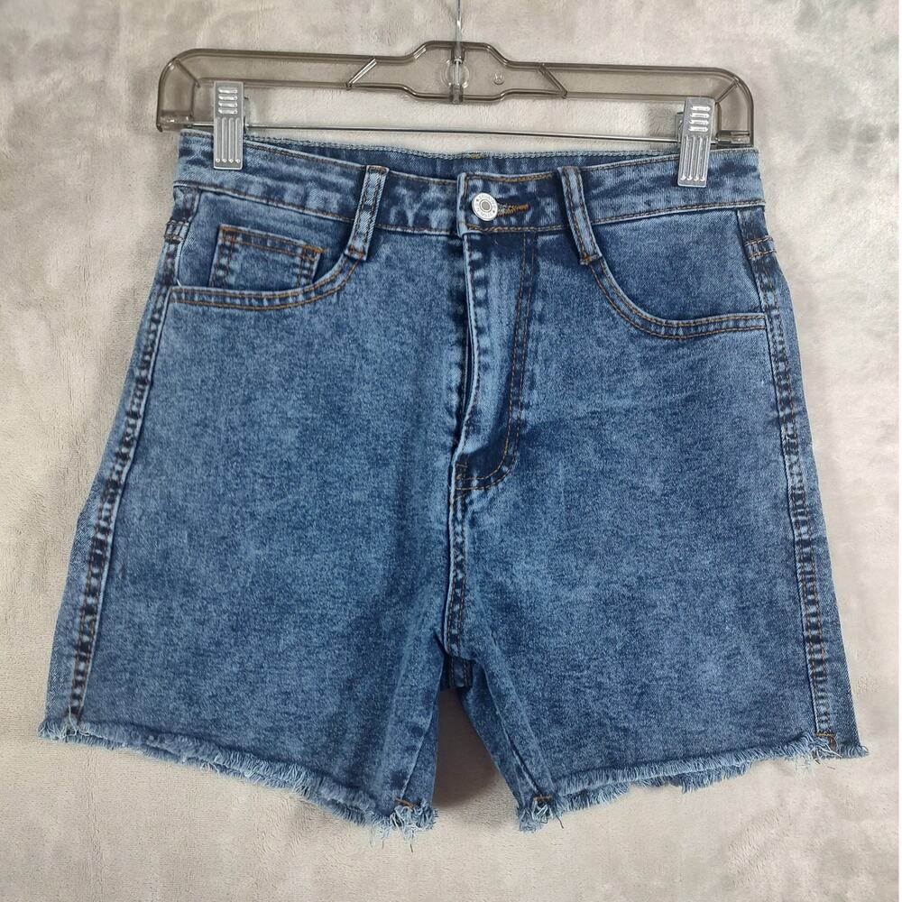 Women;s Blue Denim Shorts Frayed Hem Size Small 5 Pocket Design Unbranded